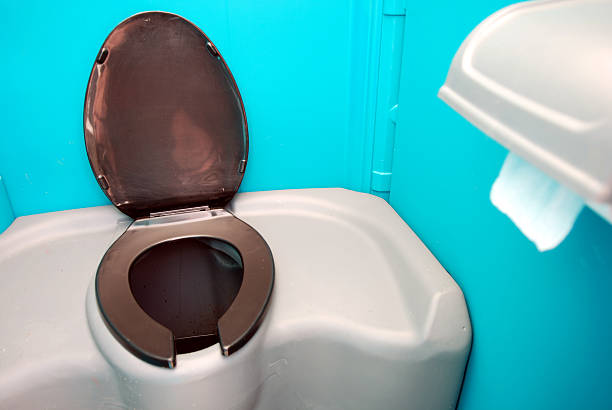 Portable Toilet Options We Offer in Harper Woods, MI